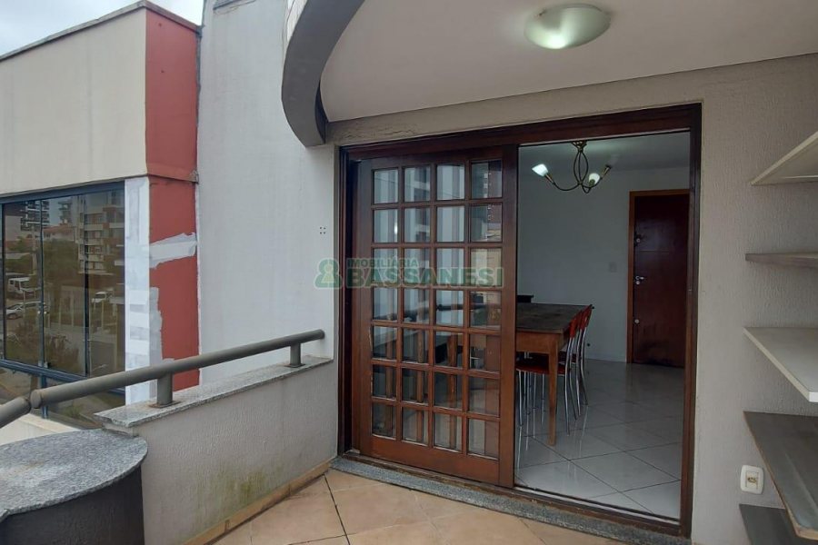 Apto Mobiliado com 250m², 3 dormitórios, 2 vagas, no bairro Panazzolo em Caxias do Sul para Alugar