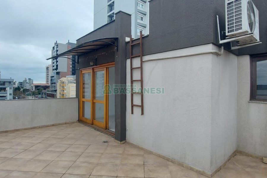 Apto Mobiliado com 250m², 3 dormitórios, 2 vagas, no bairro Panazzolo em Caxias do Sul para Alugar