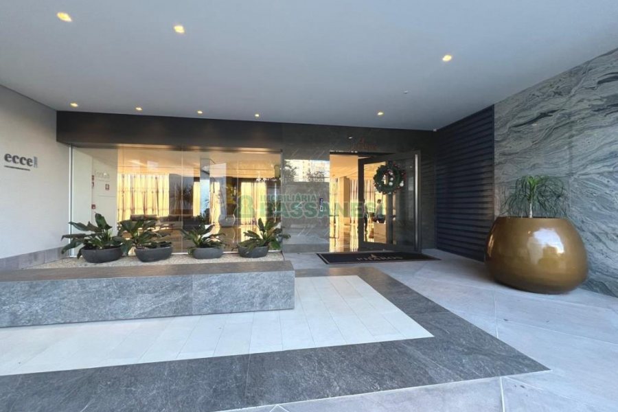 Apto Mobiliado com 178m², 3 dormitórios, 3 vagas, no bairro Centro em Caxias do Sul para Alugar