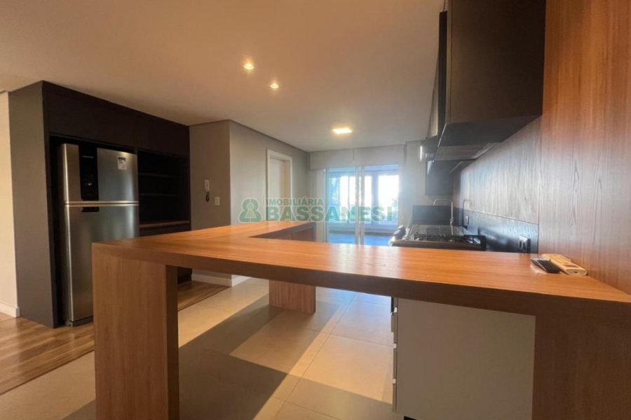 Apto Mobiliado com 178m², 3 dormitórios, 3 vagas, no bairro Centro em Caxias do Sul para Alugar