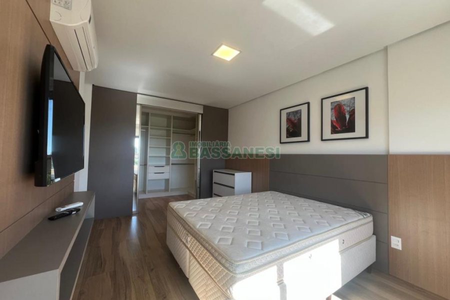 Apto Mobiliado com 178m², 3 dormitórios, 3 vagas, no bairro Centro em Caxias do Sul para Alugar