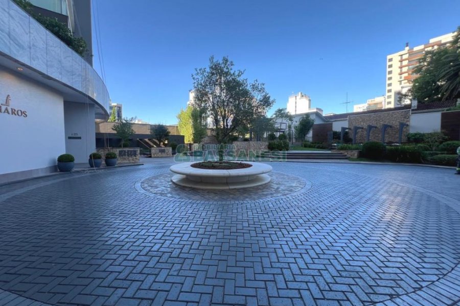 Apto Mobiliado com 178m², 3 dormitórios, 3 vagas, no bairro Centro em Caxias do Sul para Alugar