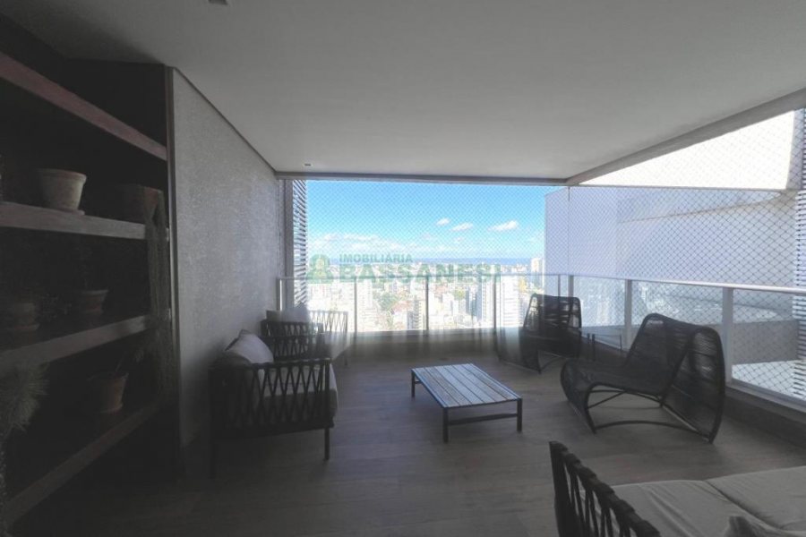 Apto Mobiliado com 178m², 3 dormitórios, 3 vagas, no bairro Centro em Caxias do Sul para Alugar