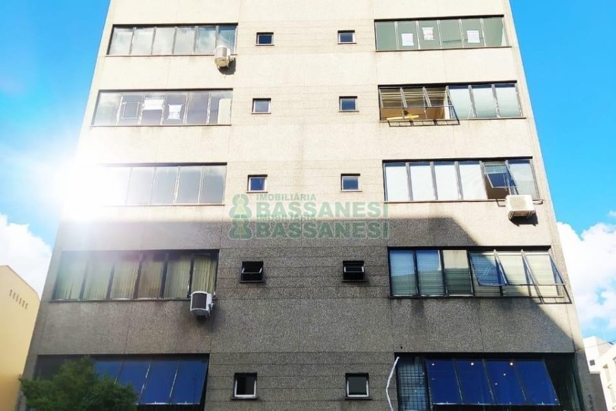 Sala com 50m², 1 vaga, no bairro Centro em Caxias do Sul para Alugar