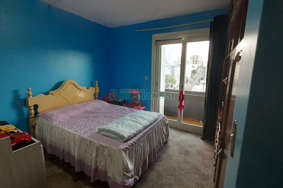 Apartamento com 101m², 3 dormitórios, 1 vaga, no bairro São Pelegrino em Caxias do Sul para Comprar