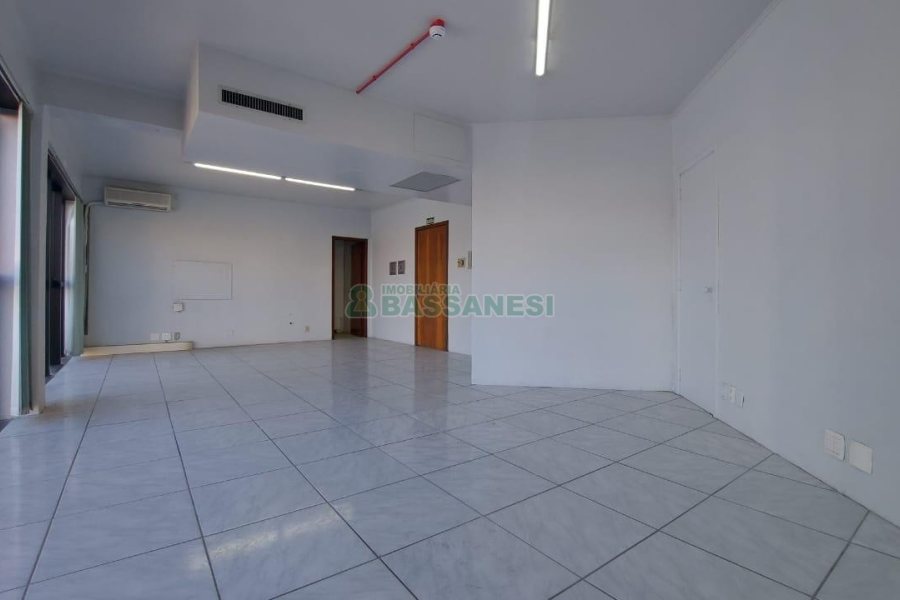 Sala com 70m², no bairro São Pelegrino em Caxias do Sul para Alugar