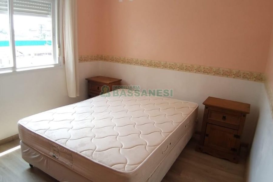 Apartamento com 50m², 2 dormitórios, 1 vaga, no bairro De Lazzer em Caxias do Sul para Comprar