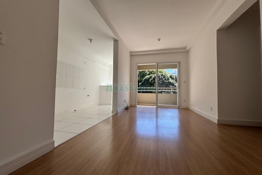 Apartamento com 69m², 2 dormitórios, 2 vagas, no bairro Lourdes em Caxias do Sul para Alugar