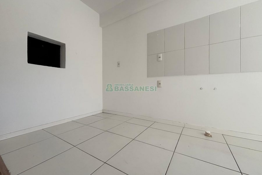 Apartamento com 69m², 2 dormitórios, 2 vagas, no bairro Lourdes em Caxias do Sul para Alugar