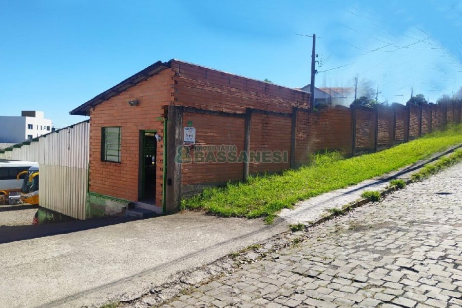 Terreno com 2000m², no bairro Sagrada Família em Caxias do Sul para Alugar