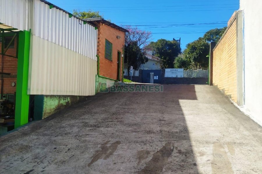 Terreno com 2000m², no bairro Sagrada Família em Caxias do Sul para Alugar