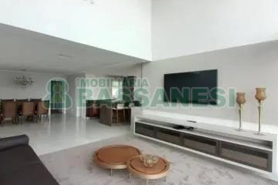 Apto Mobiliado com 167m², 3 dormitórios, 3 vagas, no bairro Universitário em Caxias do Sul para Comprar