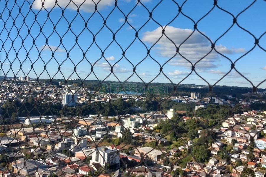 Apto Mobiliado com 167m², 3 dormitórios, 3 vagas, no bairro Universitário em Caxias do Sul para Comprar