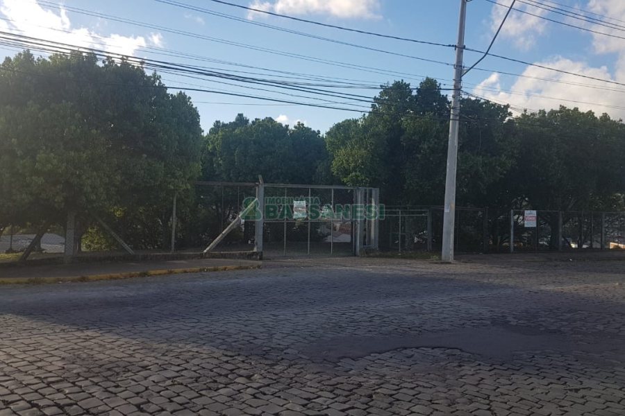 Terreno, no bairro Planalto em Caxias do Sul para Comprar