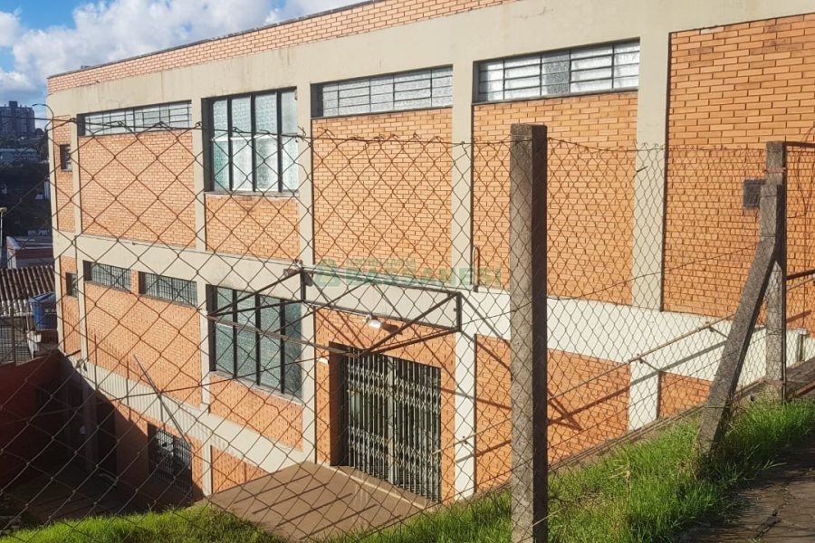 Loja com 512m², no bairro Planalto em Caxias do Sul para Comprar