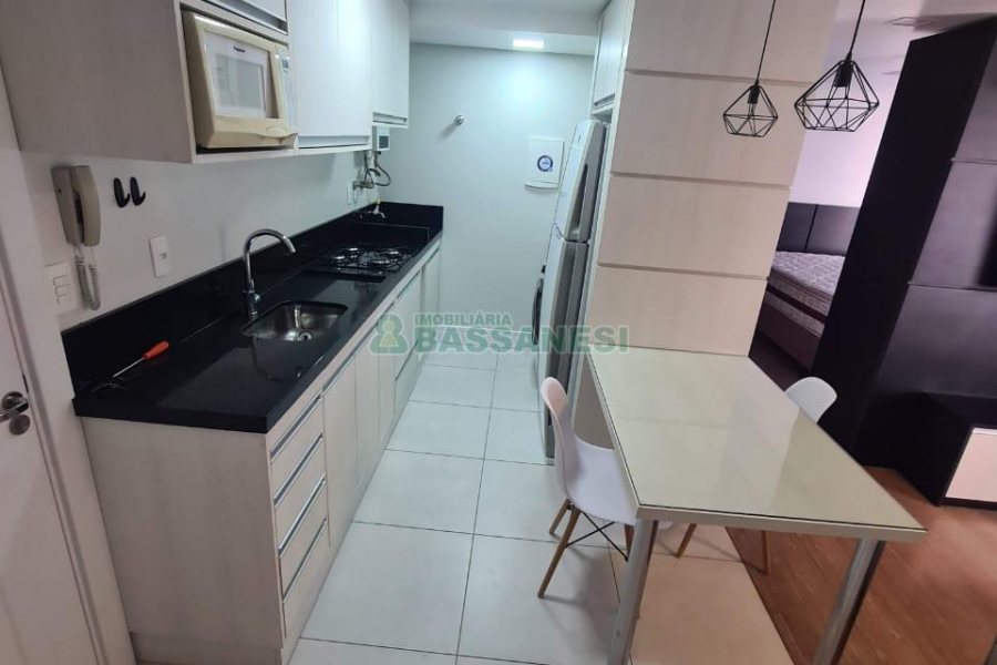 Apto Mobiliado com 38m², 1 dormitório, 1 vaga, no bairro Villagio Iguatemi em Caxias do Sul para Alugar ou Comprar