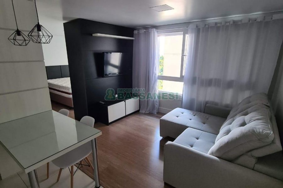 Apto Mobiliado com 38m², 1 dormitório, 1 vaga, no bairro Villagio Iguatemi em Caxias do Sul para Alugar ou Comprar