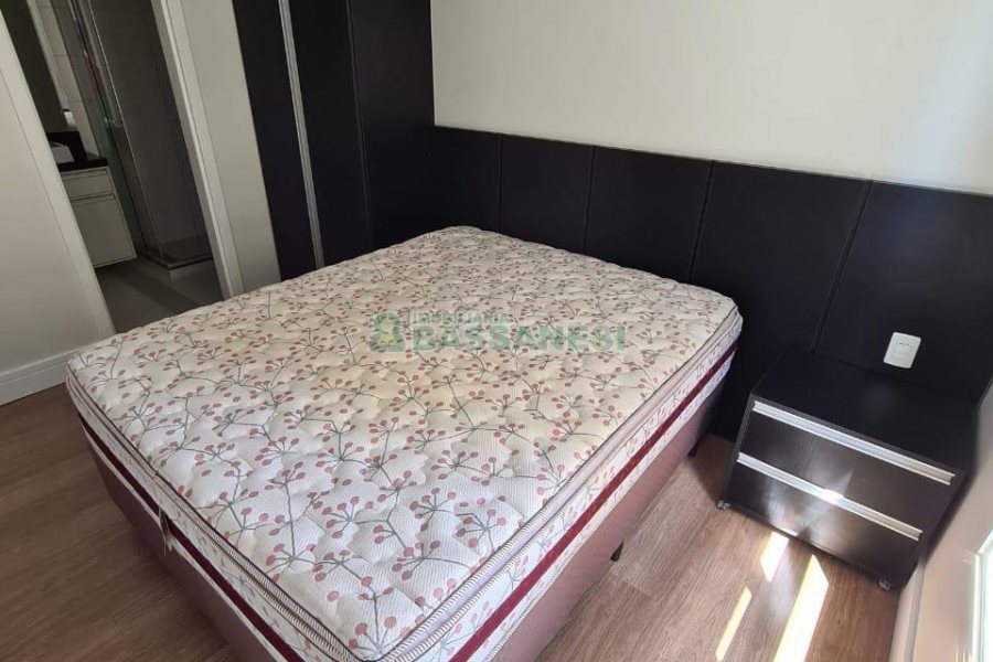 Apto Mobiliado com 38m², 1 dormitório, 1 vaga, no bairro Villagio Iguatemi em Caxias do Sul para Alugar ou Comprar