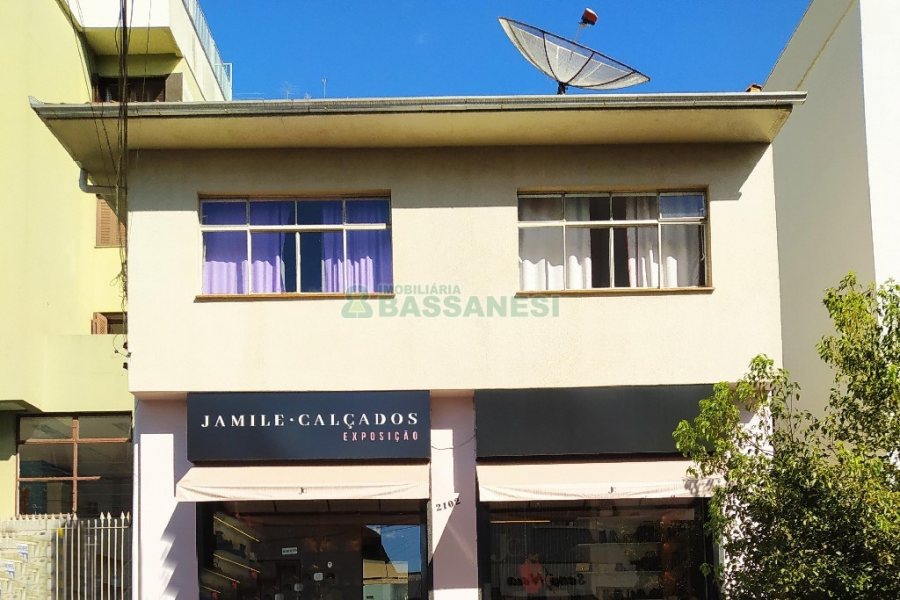 Casa com 92m², 3 dormitórios, no bairro Rio Branco em Caxias do Sul para Alugar