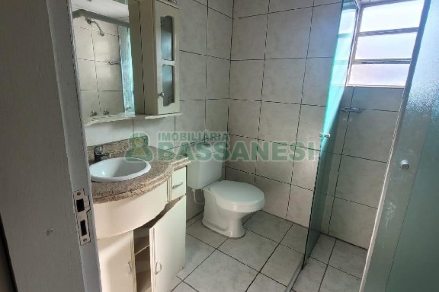 Casa Comercial com 190m², 3 dormitórios, no bairro Lourdes em Caxias do Sul para Alugar