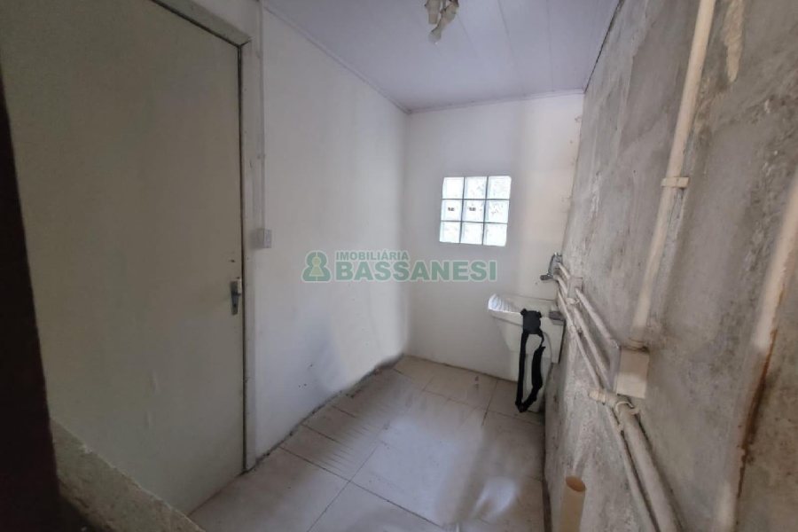 Casa Comercial com 190m², 3 dormitórios, no bairro Lourdes em Caxias do Sul para Alugar