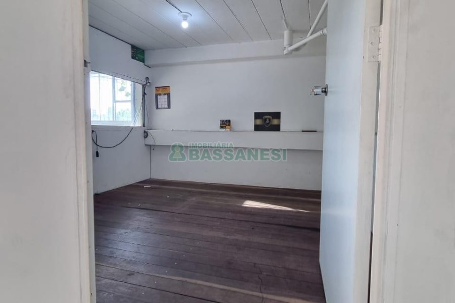 Loja com 120m², no bairro Bela Vista em Caxias do Sul para Alugar ou Comprar