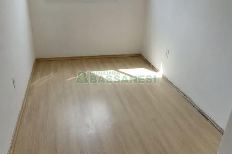 Apartamento com 52m², 2 dormitórios, 1 vaga, no bairro Cidade Nova em Caxias do Sul para Comprar