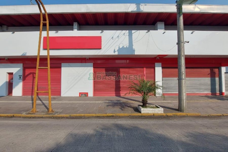 Loja com 270m², no bairro Lourdes em Caxias do Sul para Alugar