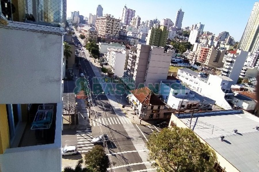 Apto Mobiliado com 54m², 1 dormitório, 2 vagas, no bairro Centro em Caxias do Sul para Alugar