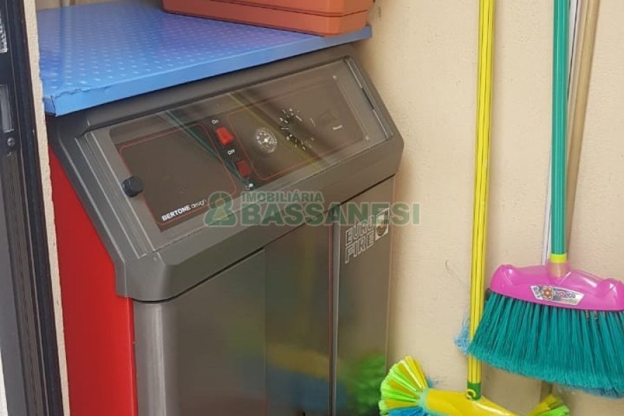 Apto/Cobertura com 176m², 3 dormitórios, 3 vagas, no bairro Centro em Caxias do Sul para Comprar