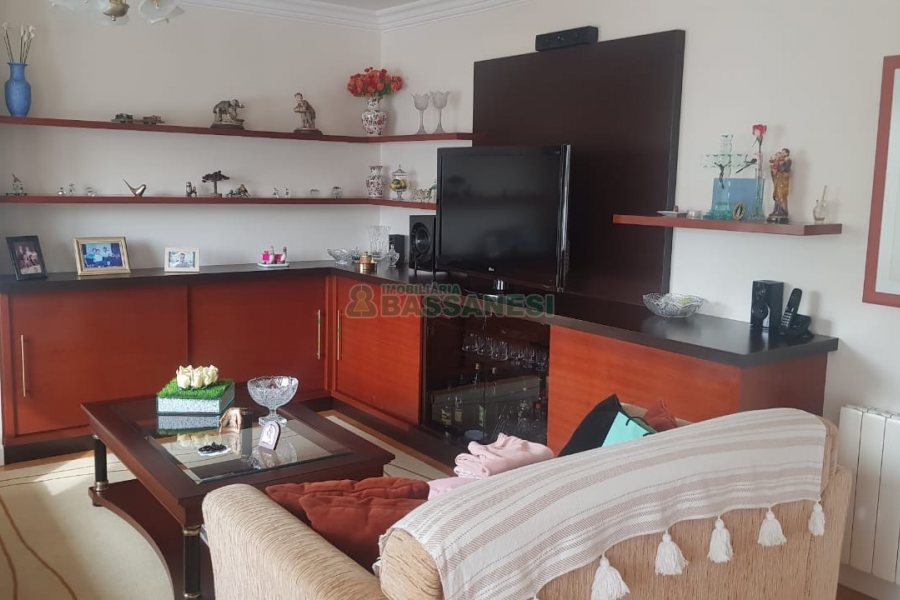 Apto/Cobertura com 176m², 3 dormitórios, 3 vagas, no bairro Centro em Caxias do Sul para Comprar