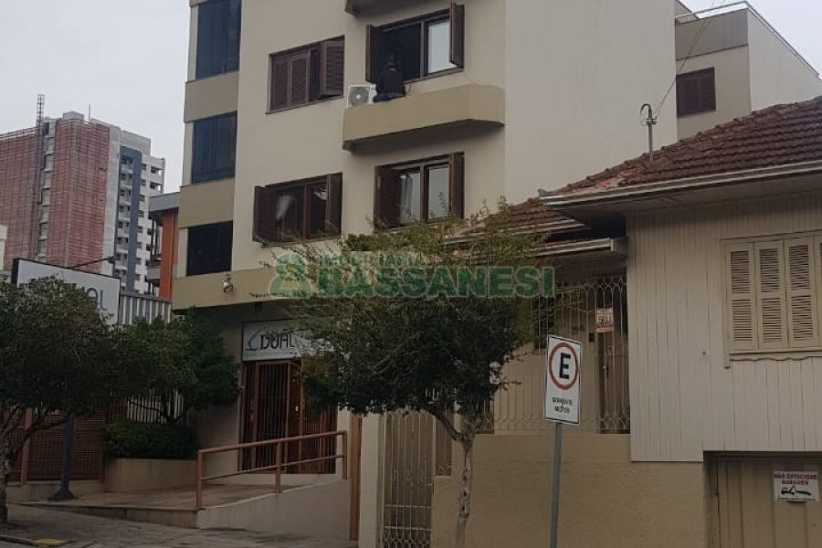 Apto/Cobertura com 176m², 3 dormitórios, 3 vagas, no bairro Centro em Caxias do Sul para Comprar