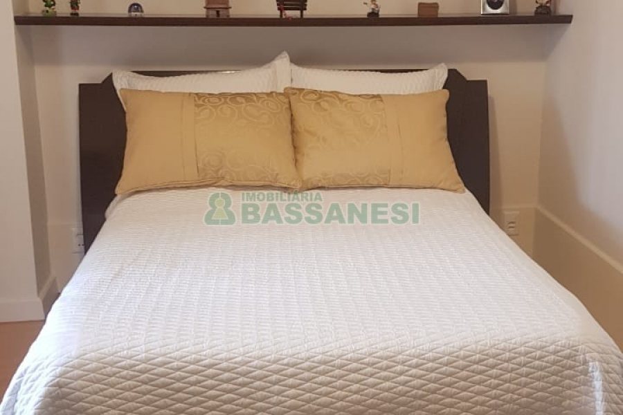 Apto/Cobertura com 176m², 3 dormitórios, 3 vagas, no bairro Centro em Caxias do Sul para Comprar