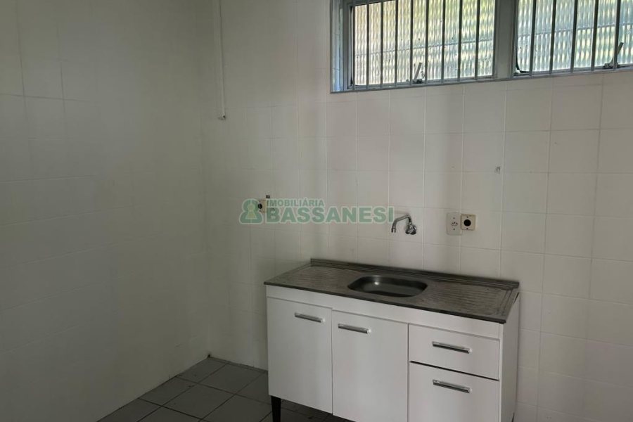 Loja, no bairro Lourdes em Caxias do Sul para Alugar