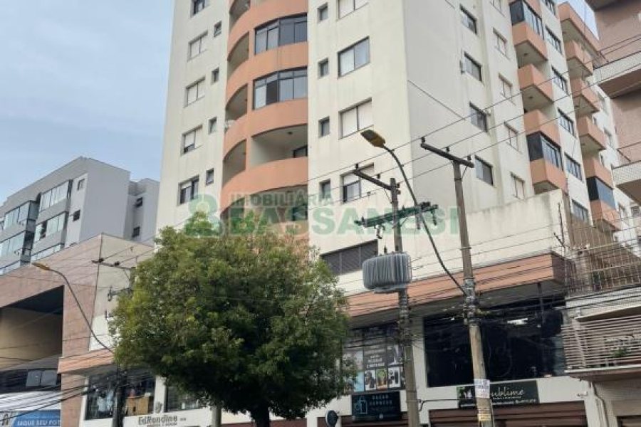 Apartamento com 62m², 2 dormitórios, 1 vaga, no bairro Centro em Caxias do Sul para Comprar