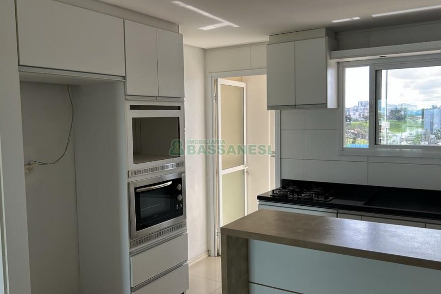 Apartamento com 82m², 2 dormitórios, 1 vaga, no bairro Rio Branco em Caxias do Sul para Alugar
