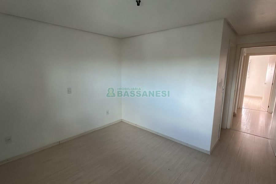 Apartamento com 82m², 2 dormitórios, 1 vaga, no bairro Rio Branco em Caxias do Sul para Alugar