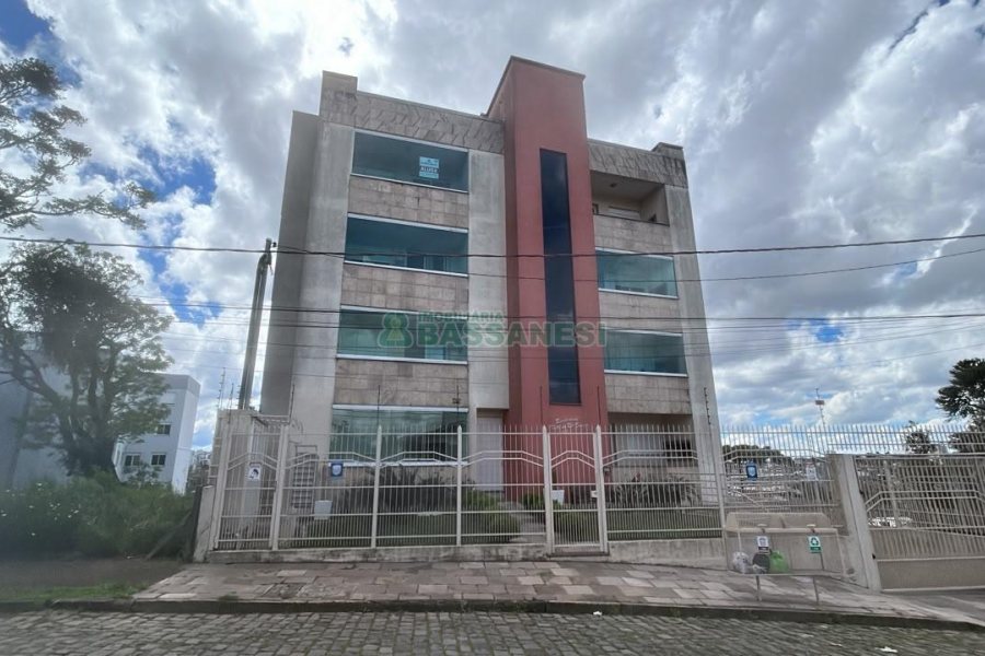 Apartamento com 82m², 2 dormitórios, 1 vaga, no bairro Rio Branco em Caxias do Sul para Alugar