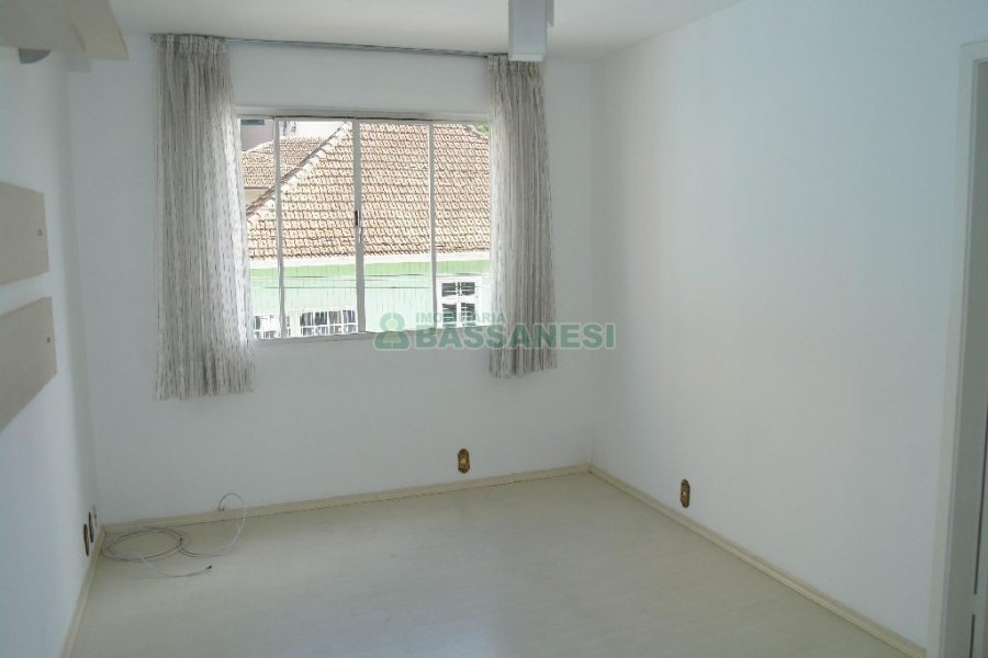 Apartamento com 100m², 3 dormitórios, 1 vaga, no bairro São Pelegrino em Caxias do Sul para Alugar