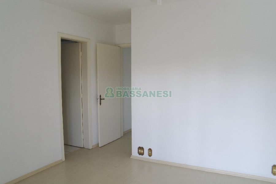 Apartamento com 100m², 3 dormitórios, 1 vaga, no bairro São Pelegrino em Caxias do Sul para Alugar
