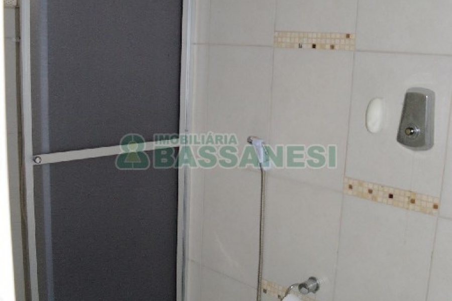 Apartamento com 100m², 3 dormitórios, 1 vaga, no bairro São Pelegrino em Caxias do Sul para Alugar