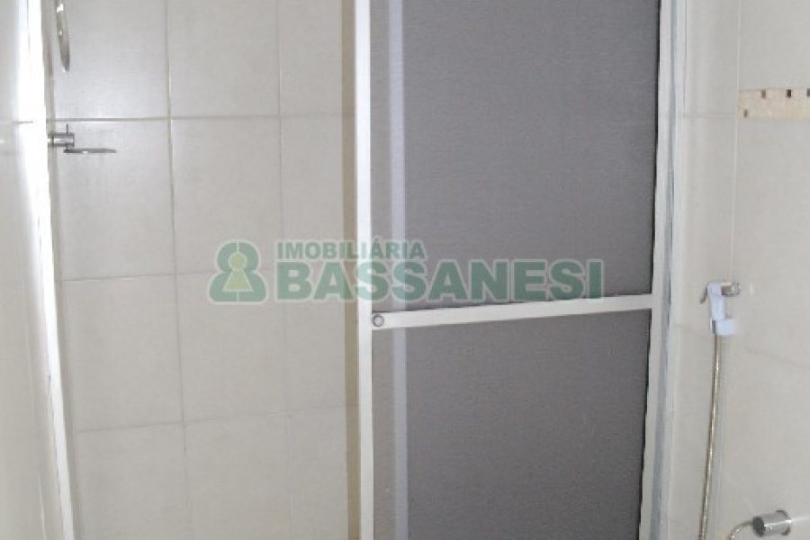 Apartamento com 100m², 3 dormitórios, 1 vaga, no bairro São Pelegrino em Caxias do Sul para Alugar