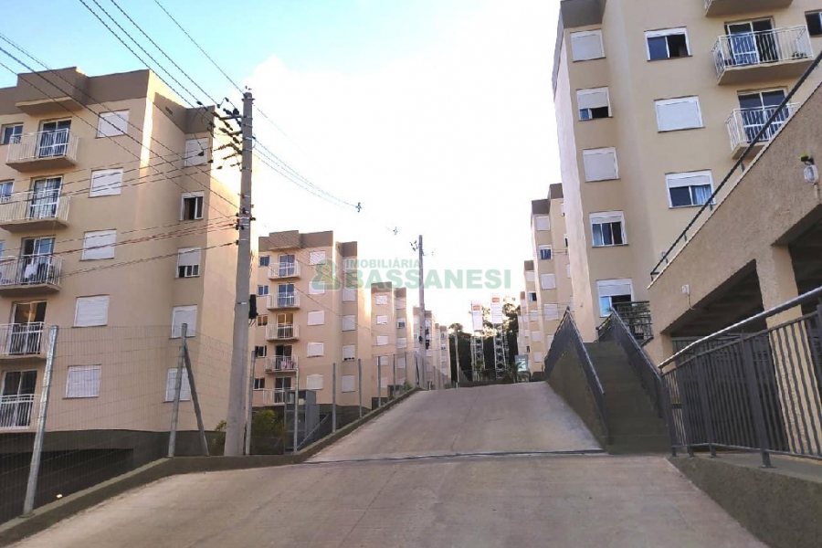 Apartamento com 60m², 2 dormitórios, 1 vaga, no bairro São Virgílio em Caxias do Sul para Comprar
