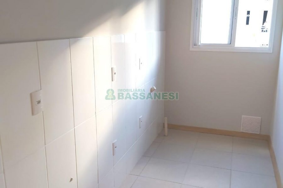 Apartamento com 60m², 2 dormitórios, 1 vaga, no bairro São Virgílio em Caxias do Sul para Comprar