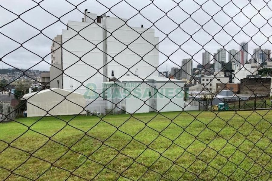 Terreno com 1294m², no bairro Pio X em Caxias do Sul para Alugar