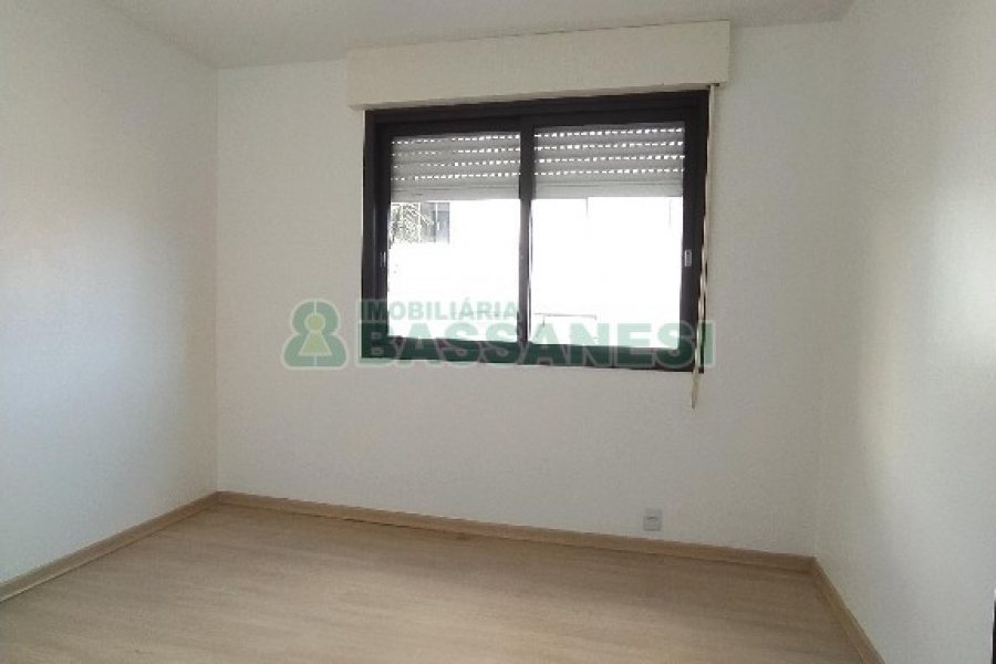 Apartamento com 113m², 3 dormitórios, 1 vaga, no bairro Centro em Caxias do Sul para Comprar