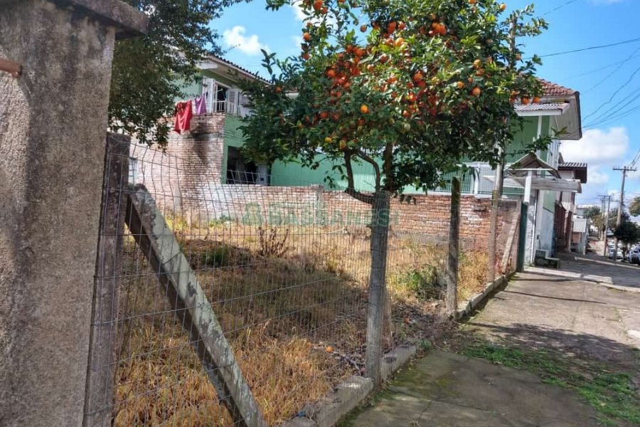 Terreno, no bairro Marechal Floriano em Caxias do Sul para Comprar