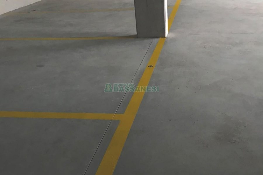 Pavilhão com 1200m², no bairro São Pelegrino em Caxias do Sul para Alugar
