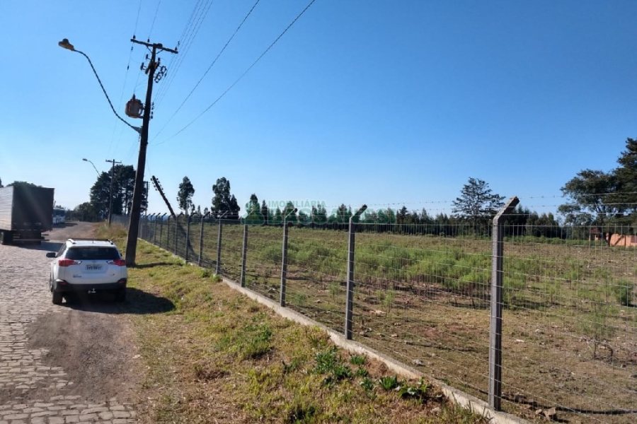 Terreno, no bairro Industrial em Caxias do Sul para Comprar