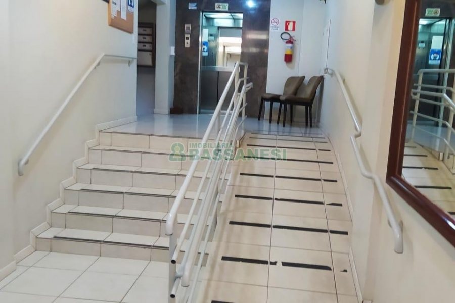 Sala com 45m², no bairro São Pelegrino em Caxias do Sul para Comprar